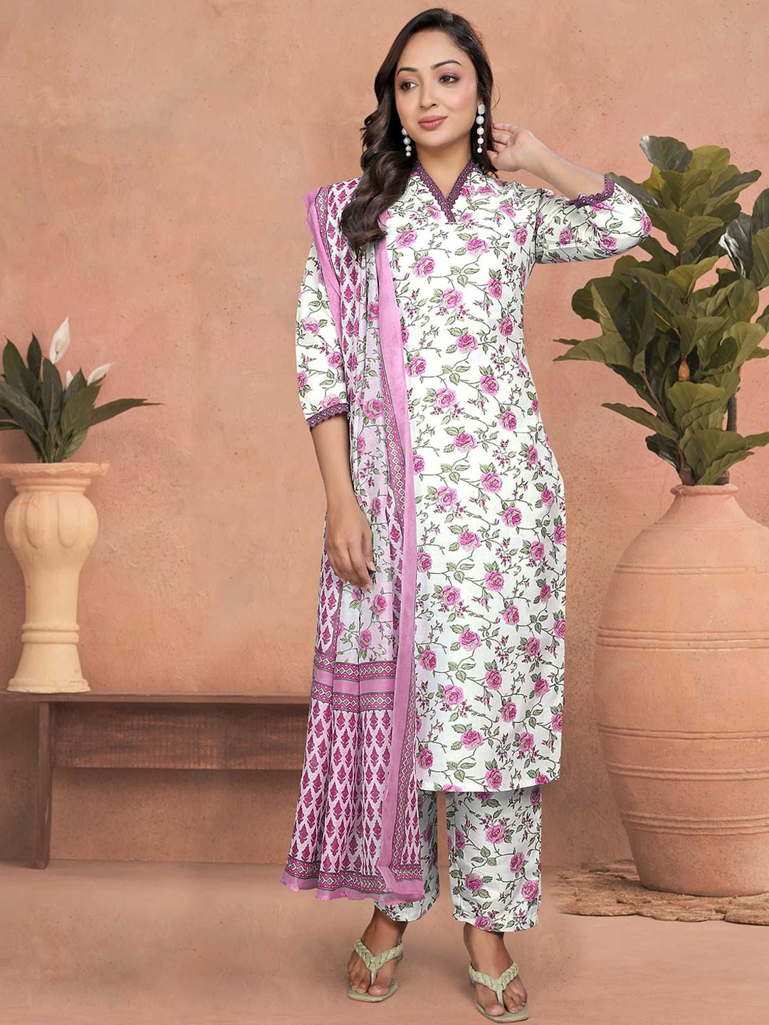 

LeeliPeeri Designer Floral Printed V Neck Pure Cotton Kurta With Trousers & Dupatta, Pink