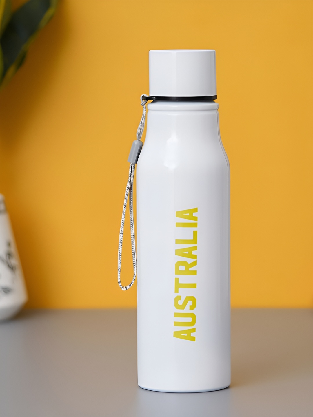 

FanCode White & Yellow Stainless Steel Typography Single Wall Vacuum Water Bottle 750 ml