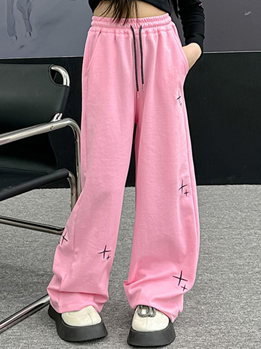 

LULU & SKY Girls Straight Fit High-Rise Trousers, Pink