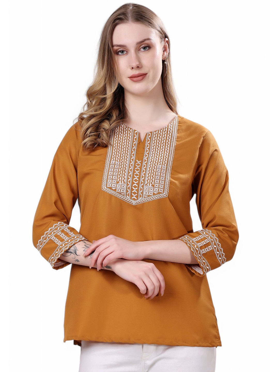 

ELEVEN Floral Embroidered Kurti, Brown