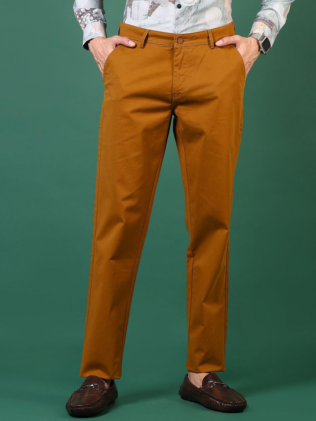 

V-Mart Men Chinos Trousers, Khaki