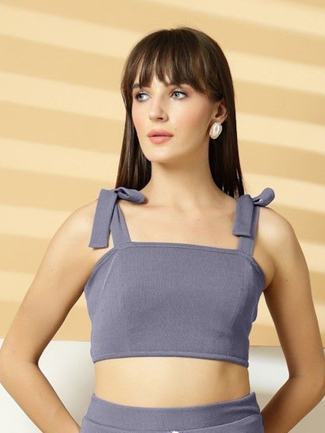 

DressBerry Solid Shoulder Straps Crop Top, Grey