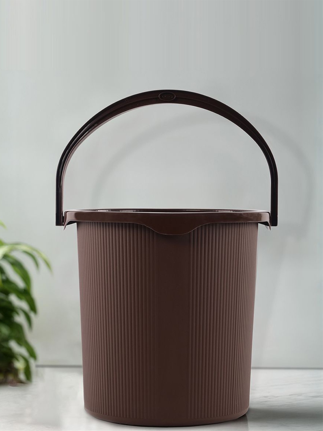 

Kuber Industries Magnite Brown Striped Bucket 25L