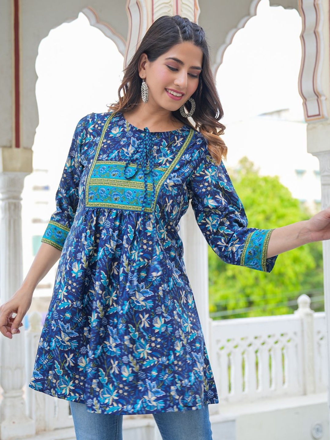 

KALINI Women Floral Printed Anarkali Kurti, Blue