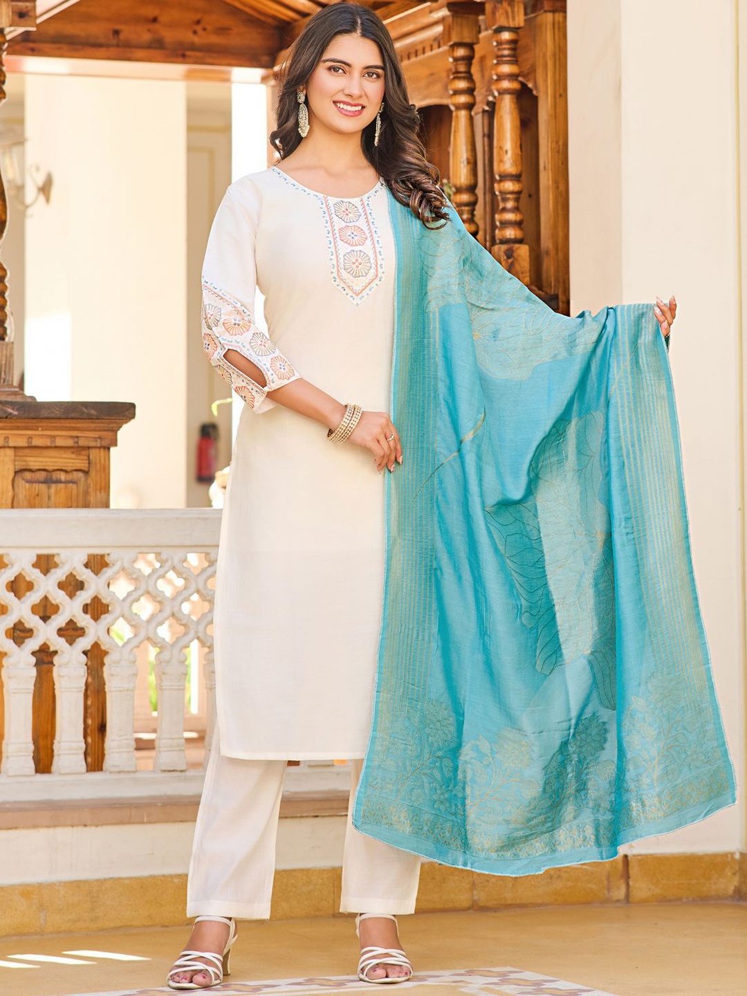 

ODETTE Floral Embroidered Thread Work Straight Kurta with Trousers & Dupatta, White