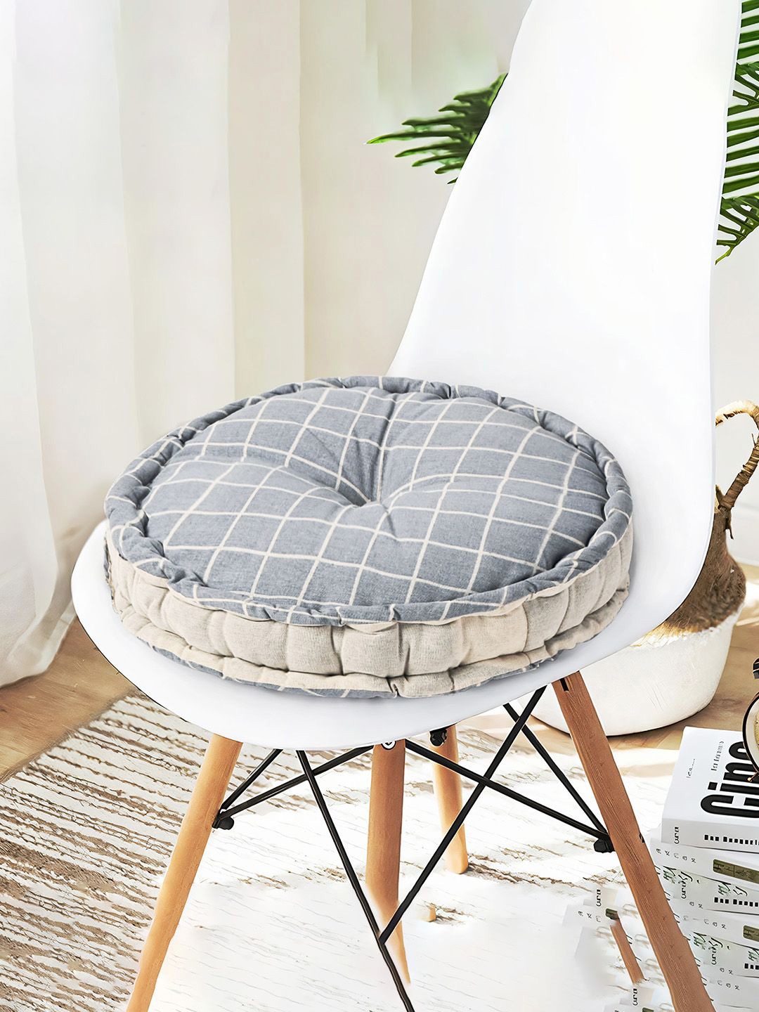 

Kuber Industries Grey 4 Pieces Printed Sitting Chair Cushion Pads