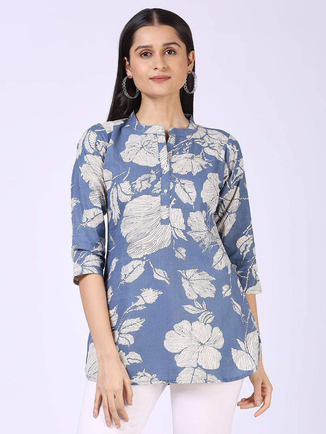 

STUNICS Women Mandarin Collar Printed Tunic, Blue