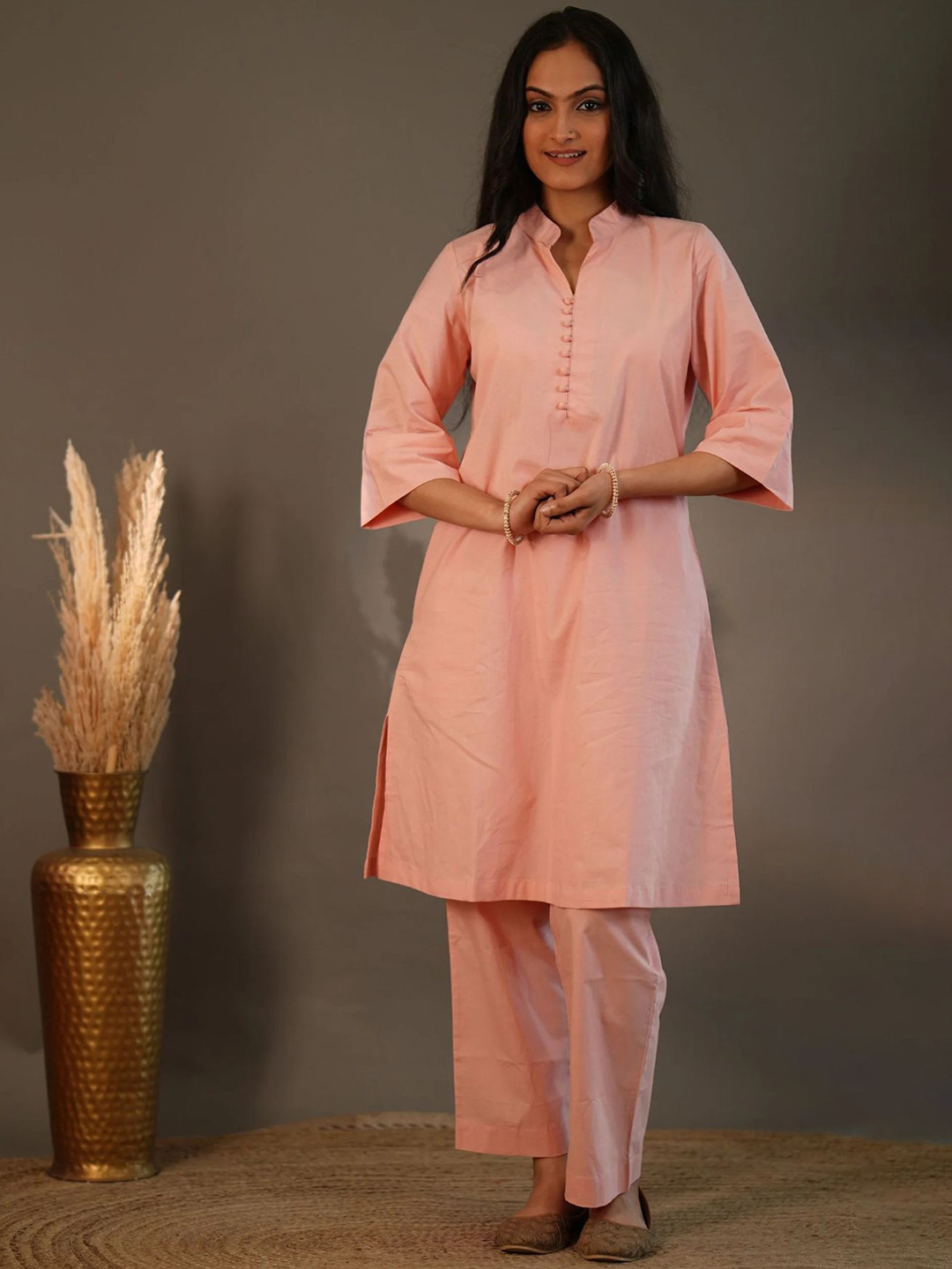 

Mera Rang Mandarin Collar Pure Cotton Straight Kurta With Trousers, Peach