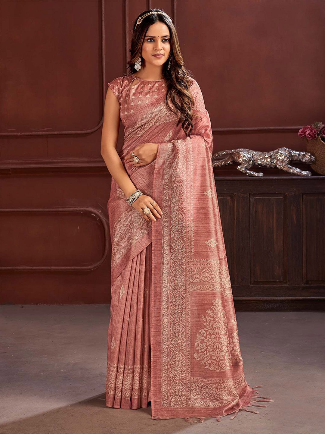 

Mitera Floral Silk Cotton Sungudi Saree, Mauve