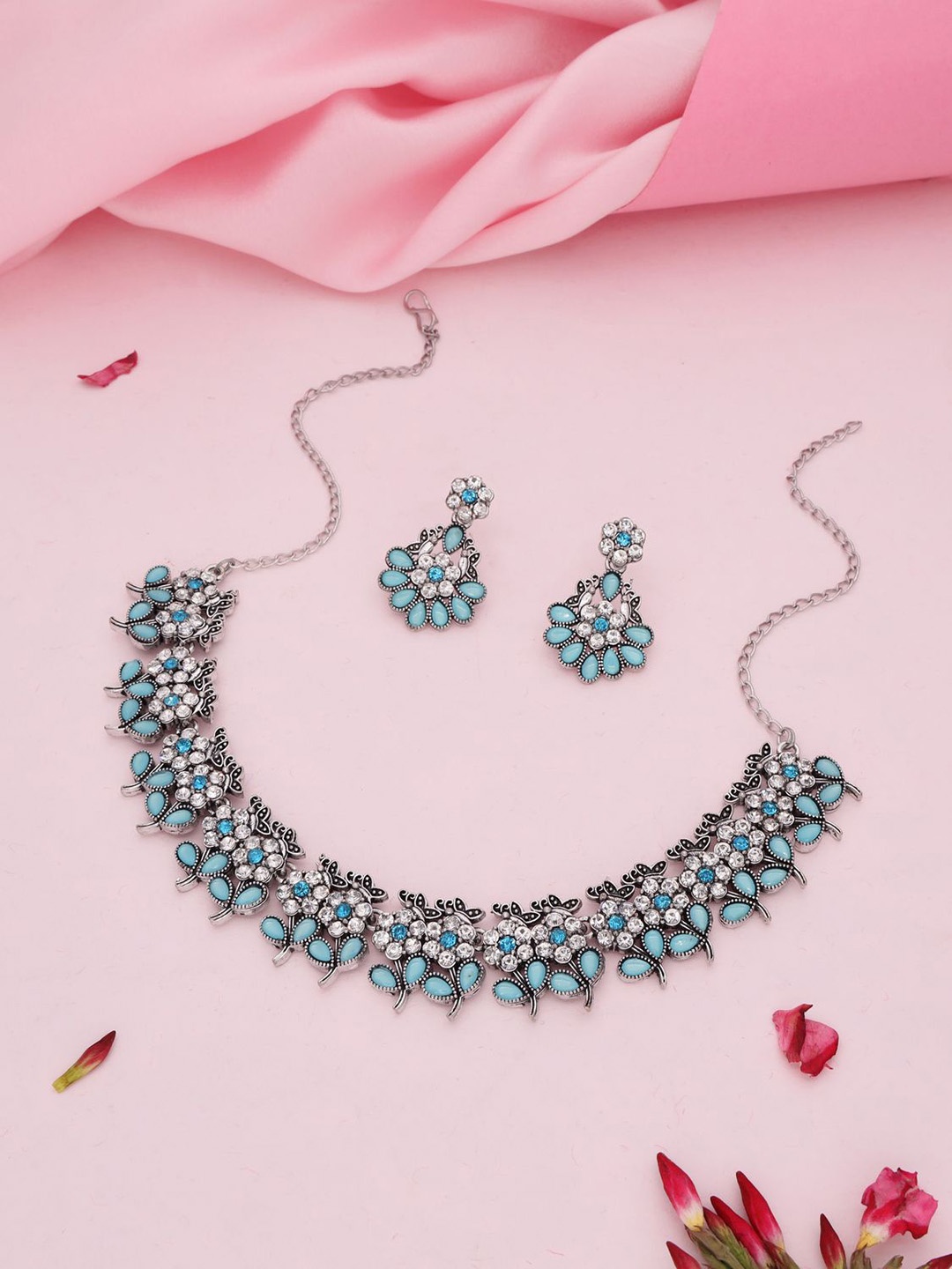 

Anouk Silver-Plated Artificial Stones Studded Jewellery Set