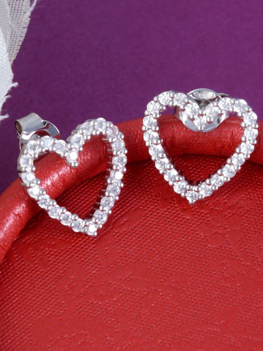 

Tuanz Silver Jewelry 925 Sterling Silver Rhodium-Plated Heart Shaped Studs
