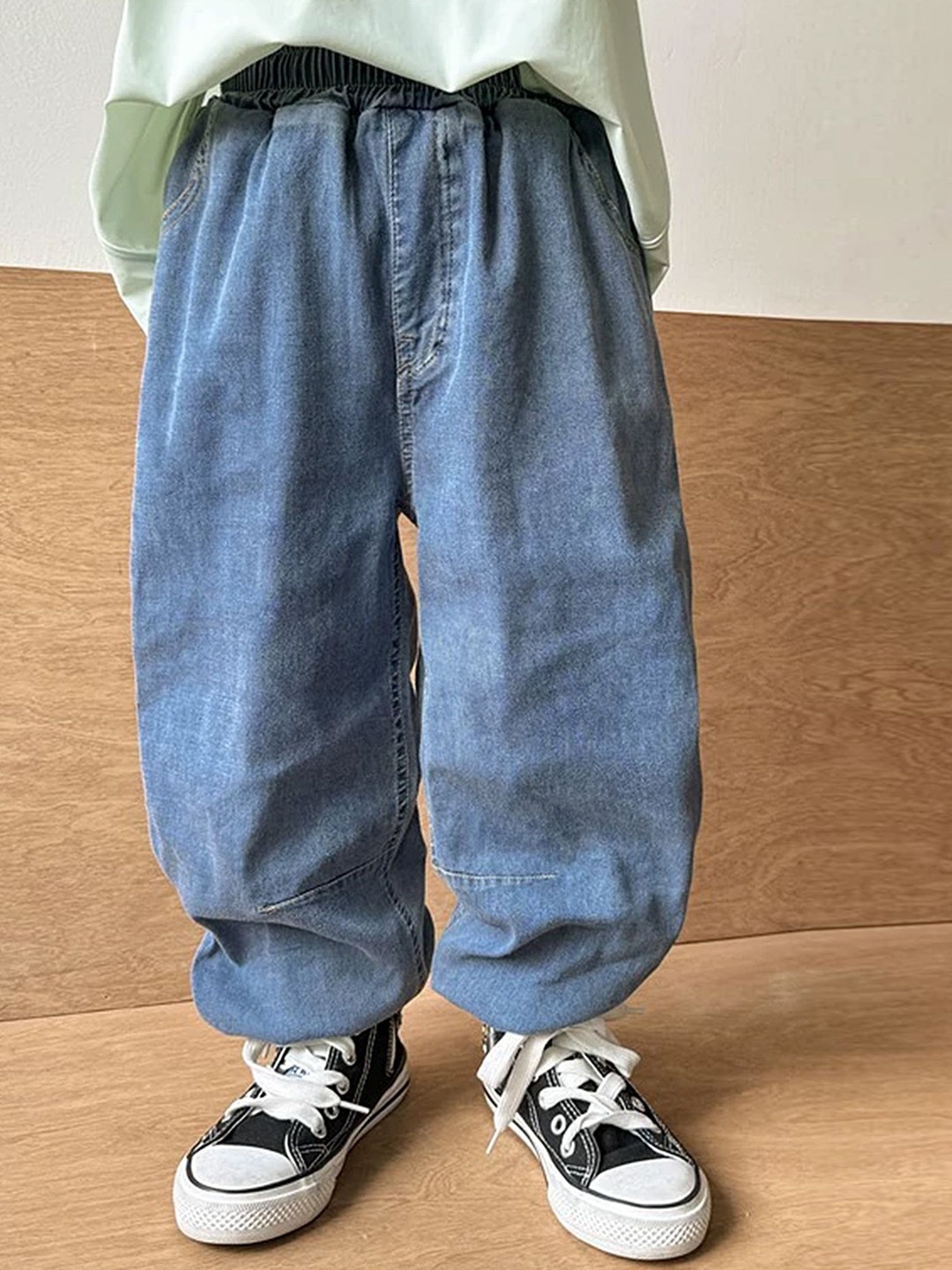 

LULU & SKY Boys Wide Leg Mildly Distressed Light Fade Jeans, Navy blue