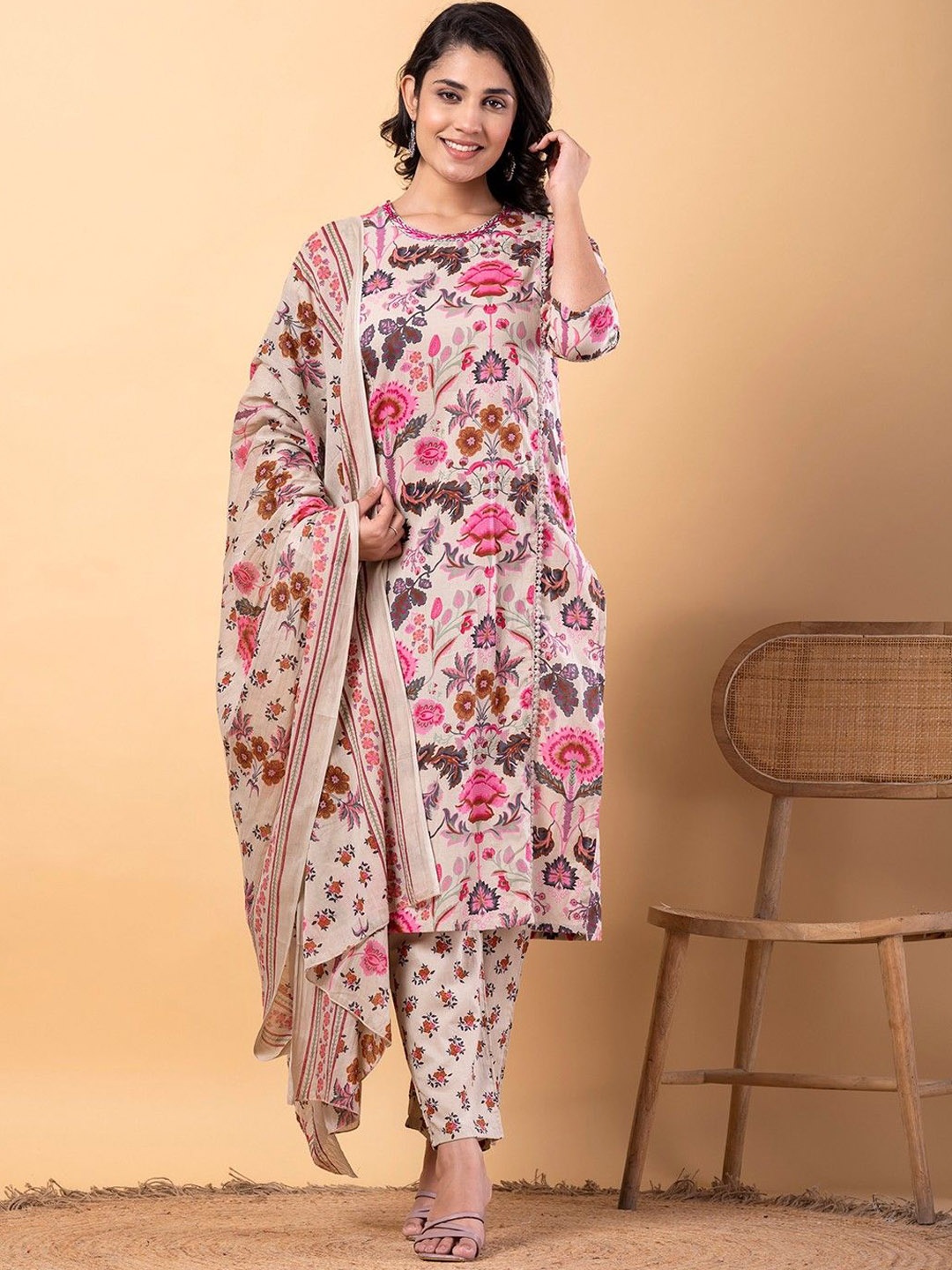 

Readiprint Women Floral Printed Regular Pure Cotton Kurta with Palazzos & With Dupatta, Pink