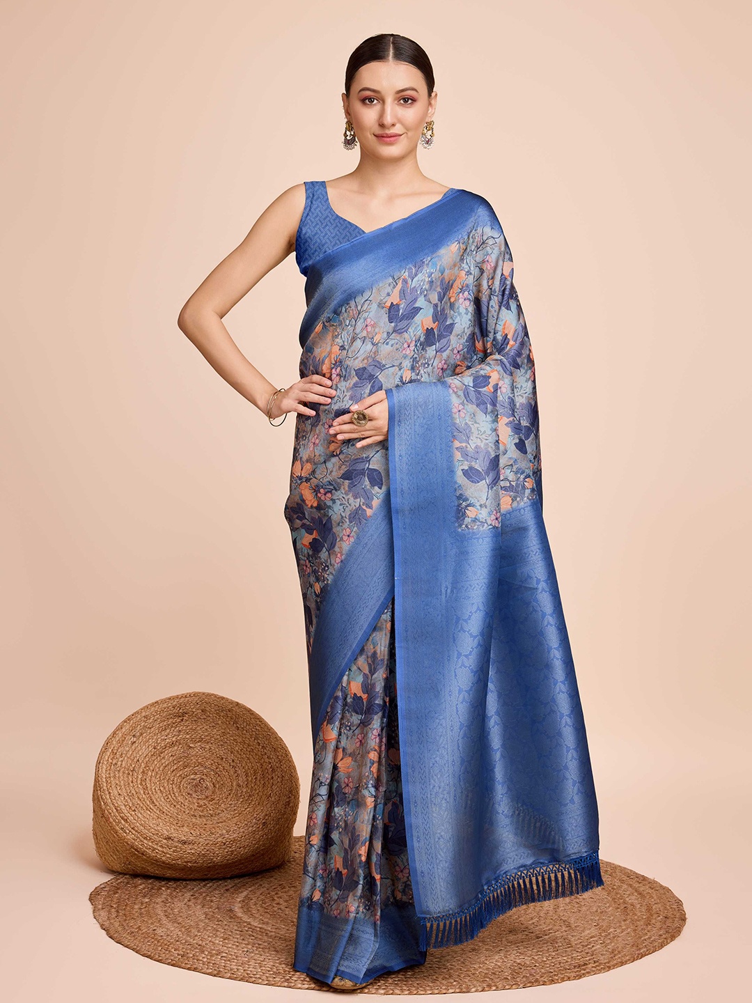 

DIVASTRI Floral Printed Zari Kanjeevaram Saree, Blue