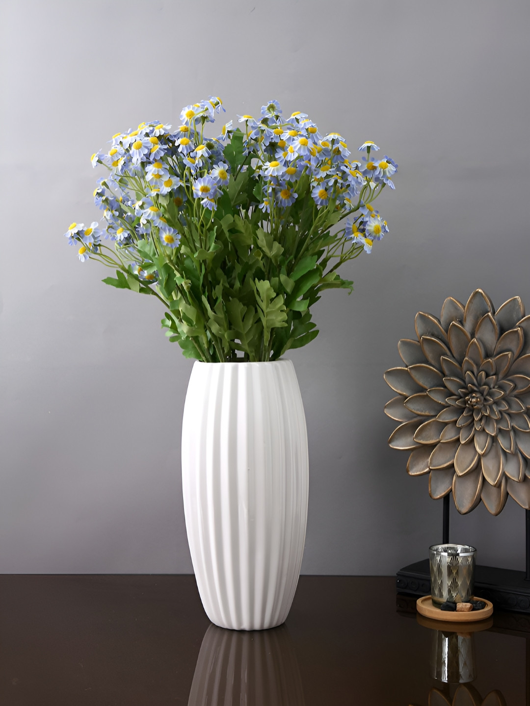 

TAYHAA Blue & Green 2 Pieces Daisy Artificial Flower