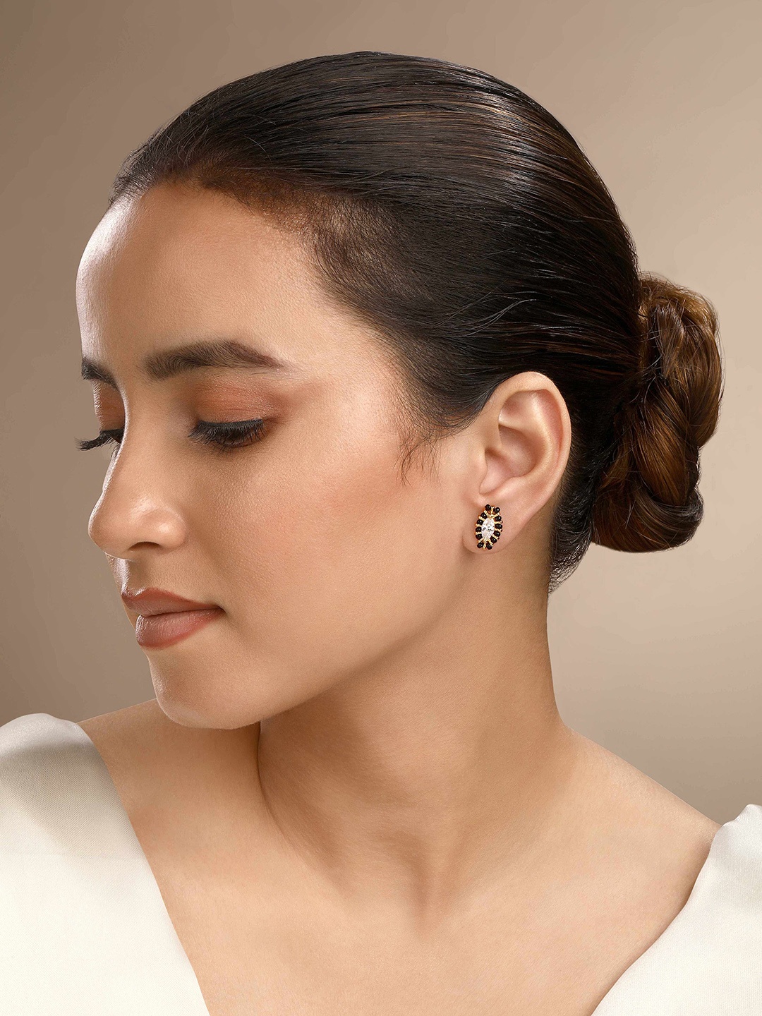 

Sica Jewellery Sterling Silver Rhodium-Plated Cubic Zirconia Studded Oval Studs, Black