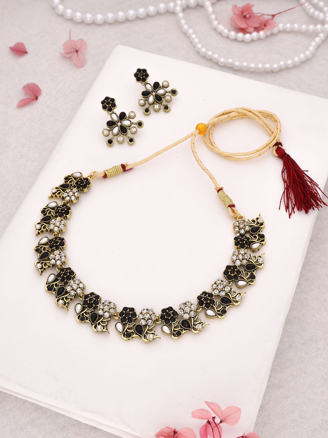 

Anouk Gold-Plated Artificial Stones Studded Necklace And Earrings