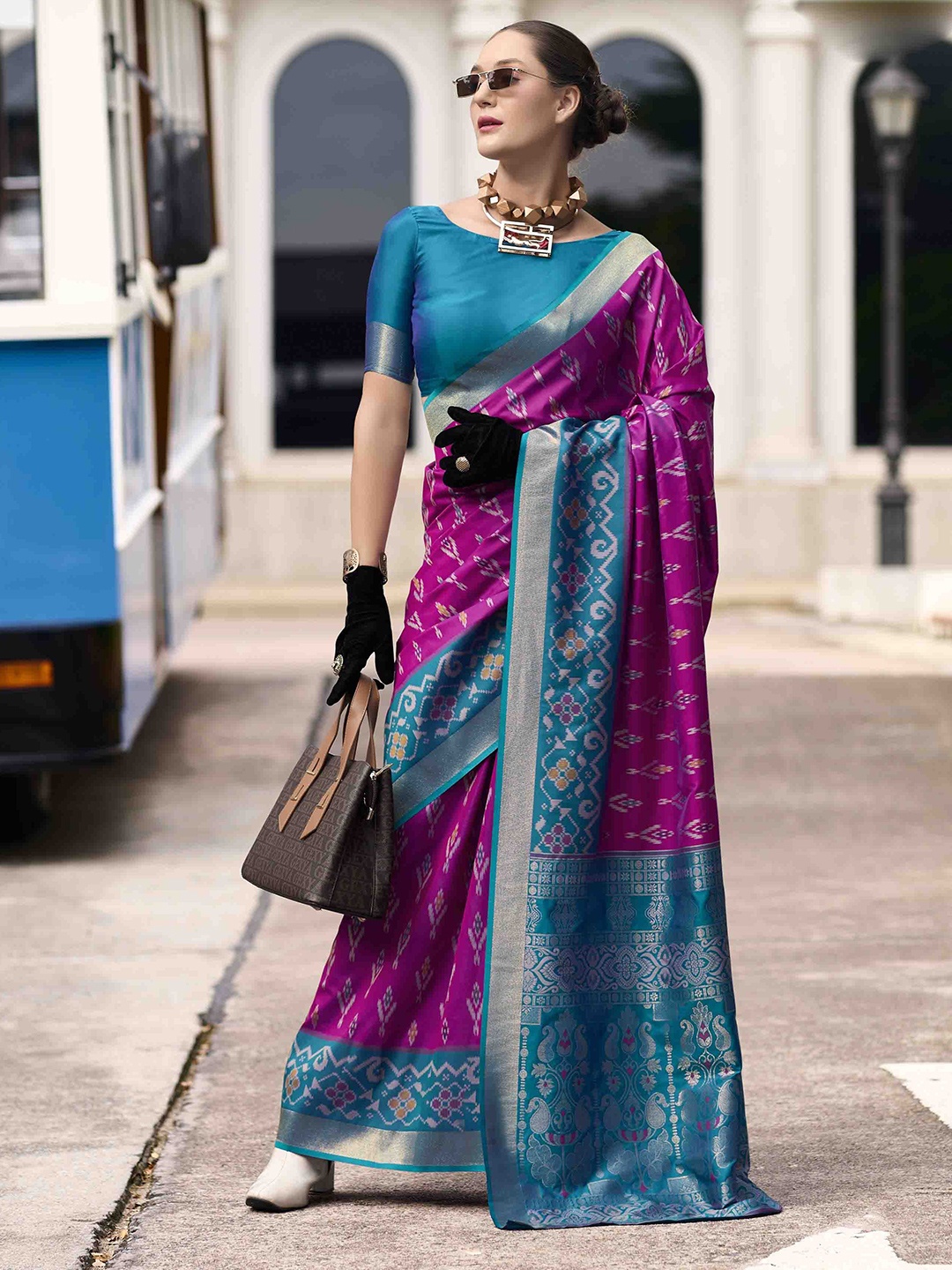 

Mitera Woven Design Zari Silk Blend Handloom Saree, Magenta