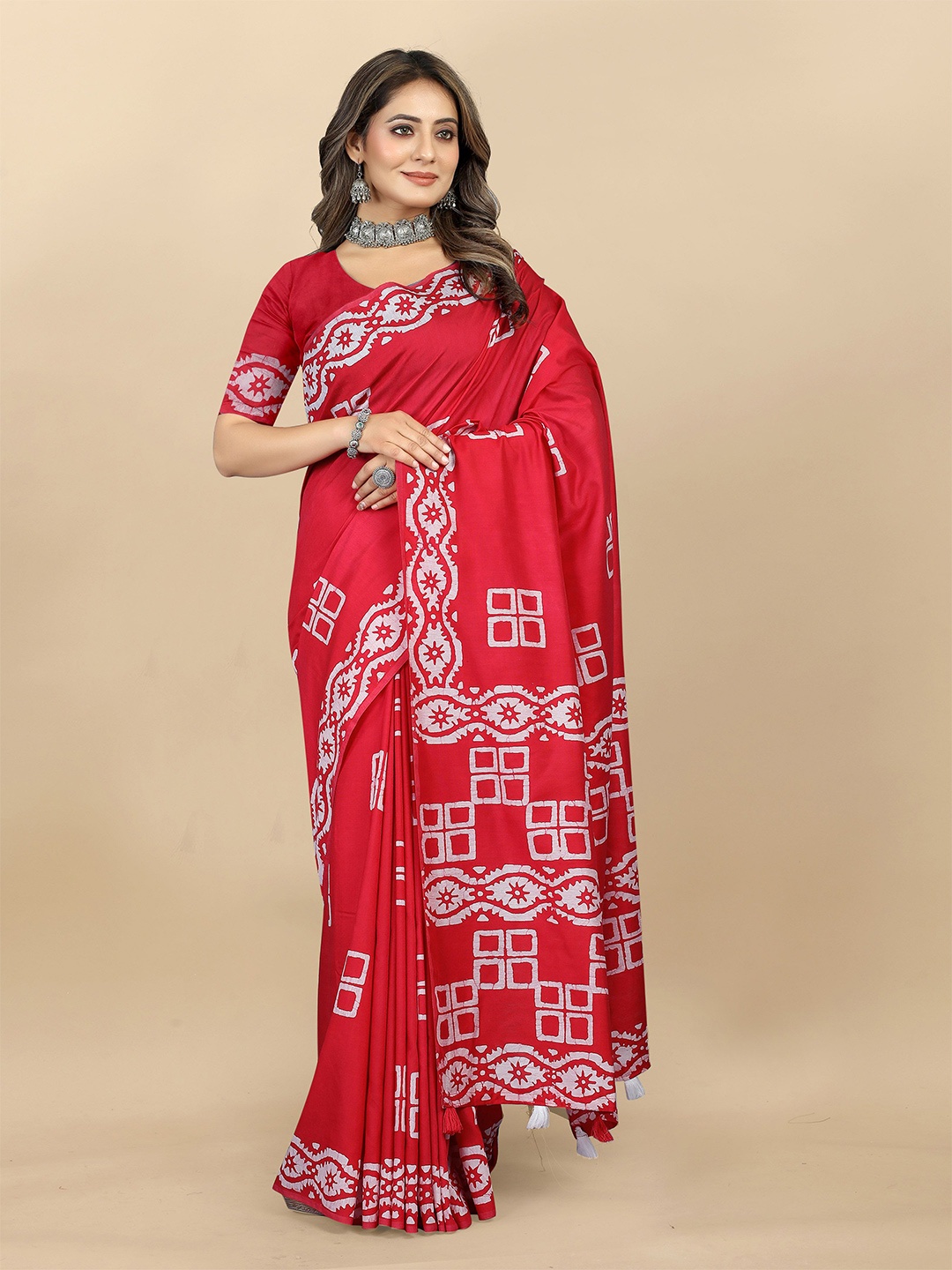 

DIVASTRI Batik Saree, Red