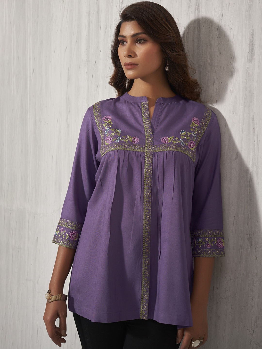 

Anouk Floral Embroidered Mandarin Collar A-Line Kurta, Purple