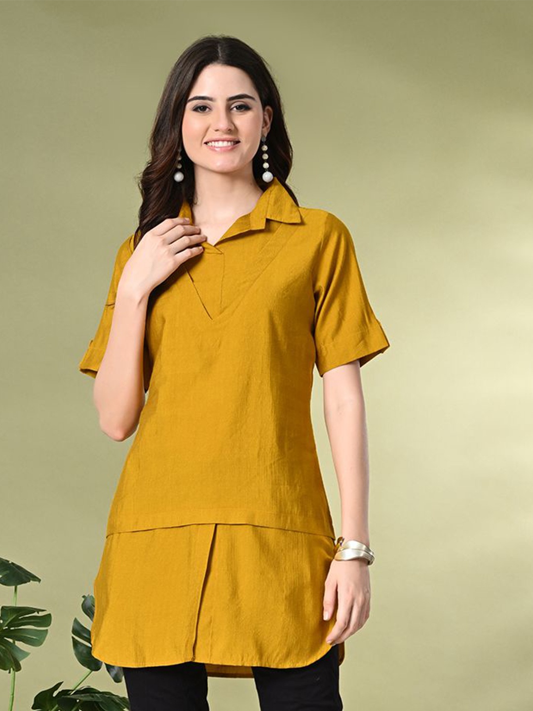 

KALINI Longline Top, Mustard