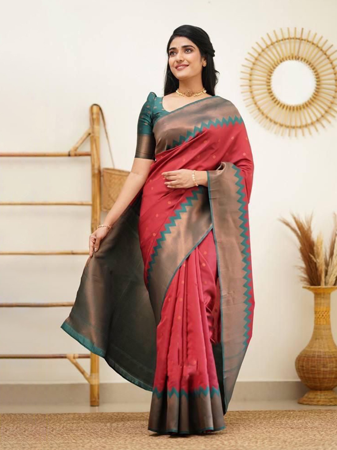 

JULEE Woven Design Zari Pure Silk Banarasi Saree, Red