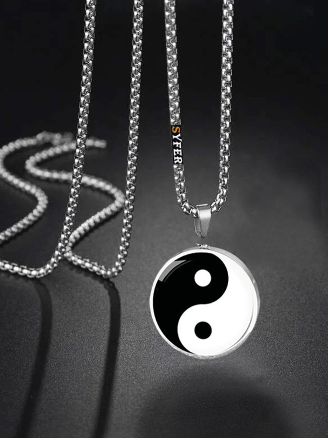 

shobhram Men Stainless Steel Rhodium-Plated Circular Shaped Pendant With Chain, Silver