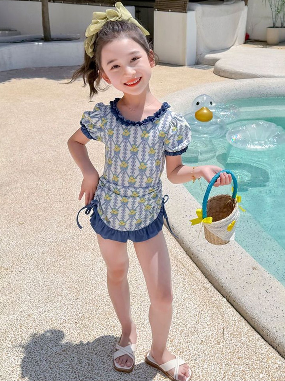 

LULU & SKY Girls Printed 2-Piece Swimwear, Blue