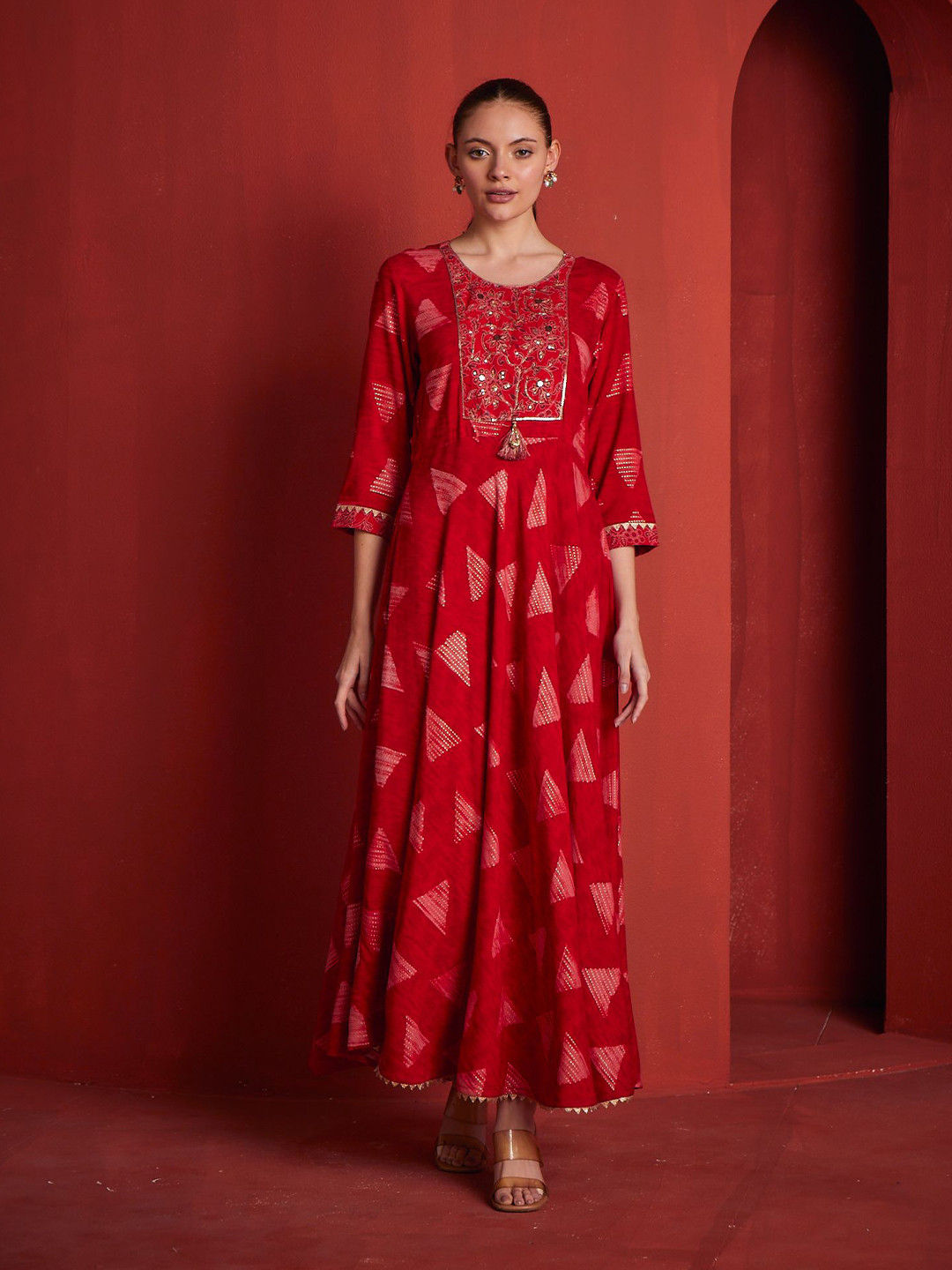 

Neerus Print Maxi Dress, Red
