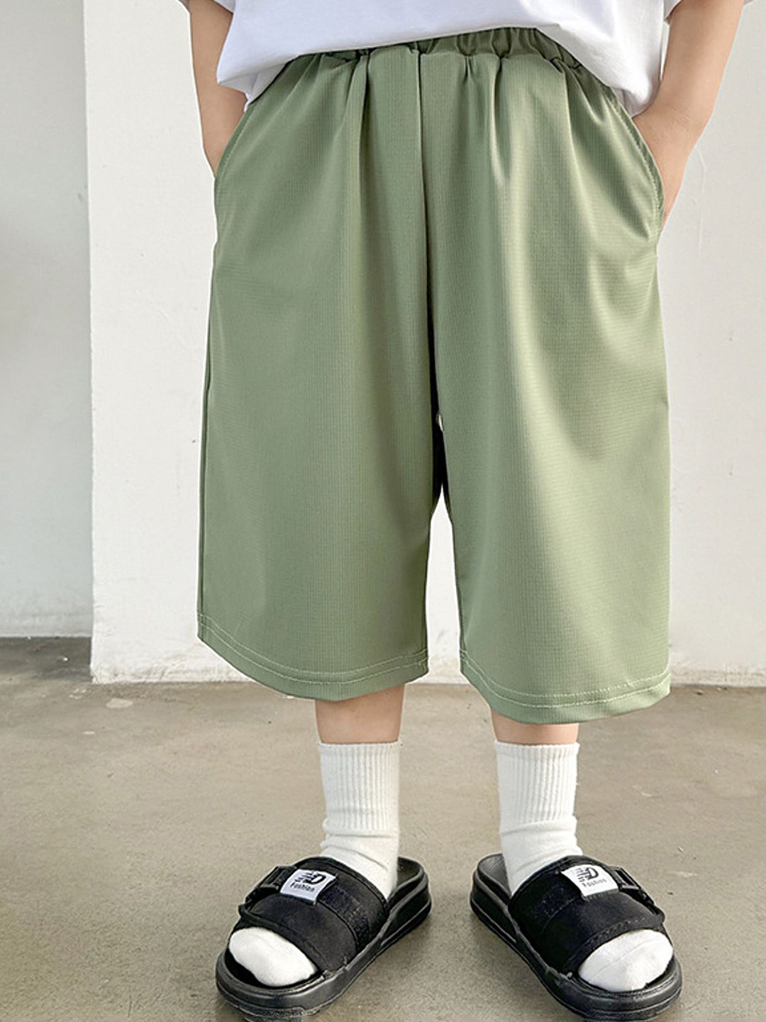 

LULU & SKY Boys Shorts, Green