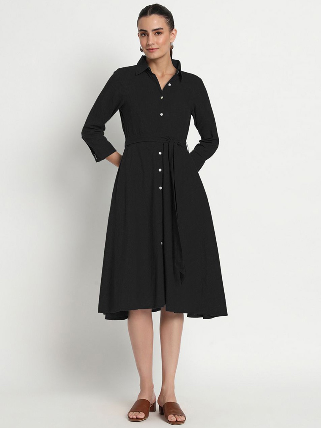

Thevasa Shirt Midi Dress, Black