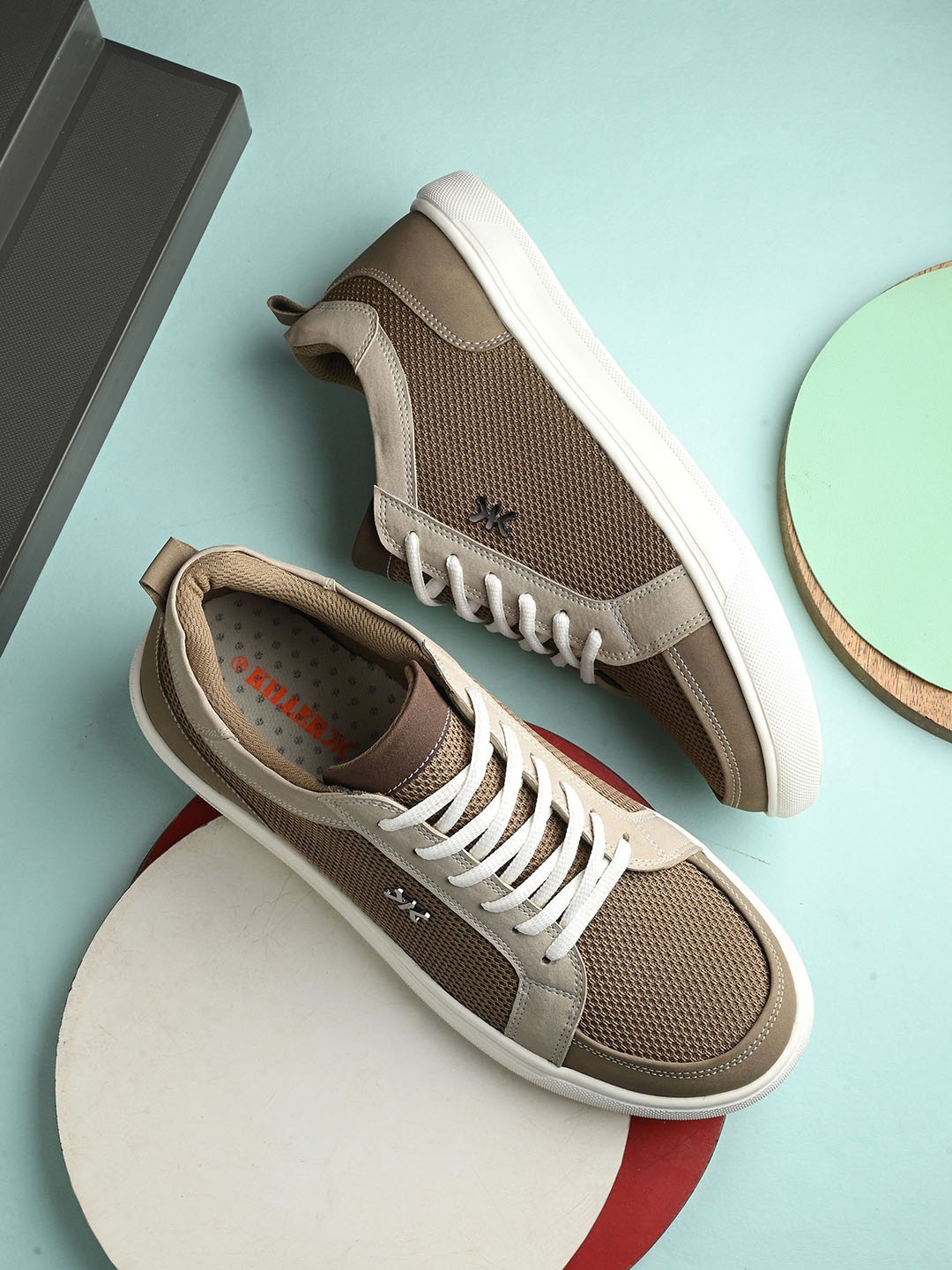 

Killer Men Colourblocked Sneakers, Beige