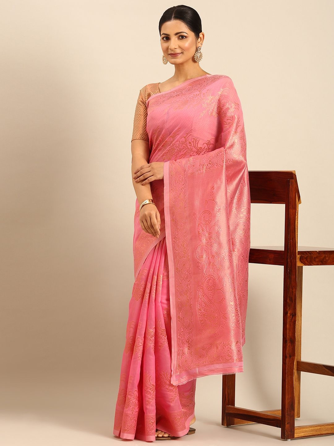 

DIVASTRI Woven Design Zari Saree With Unstitched Blouse Piece, Pink