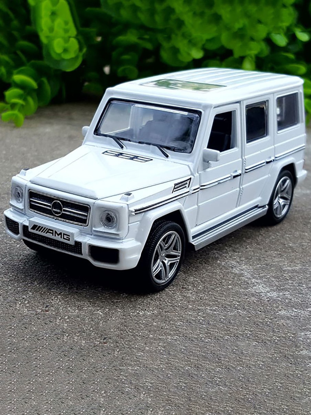 

COELON Kids 1:32 Scale Model Car AMG G65 Toy Vehicles, White