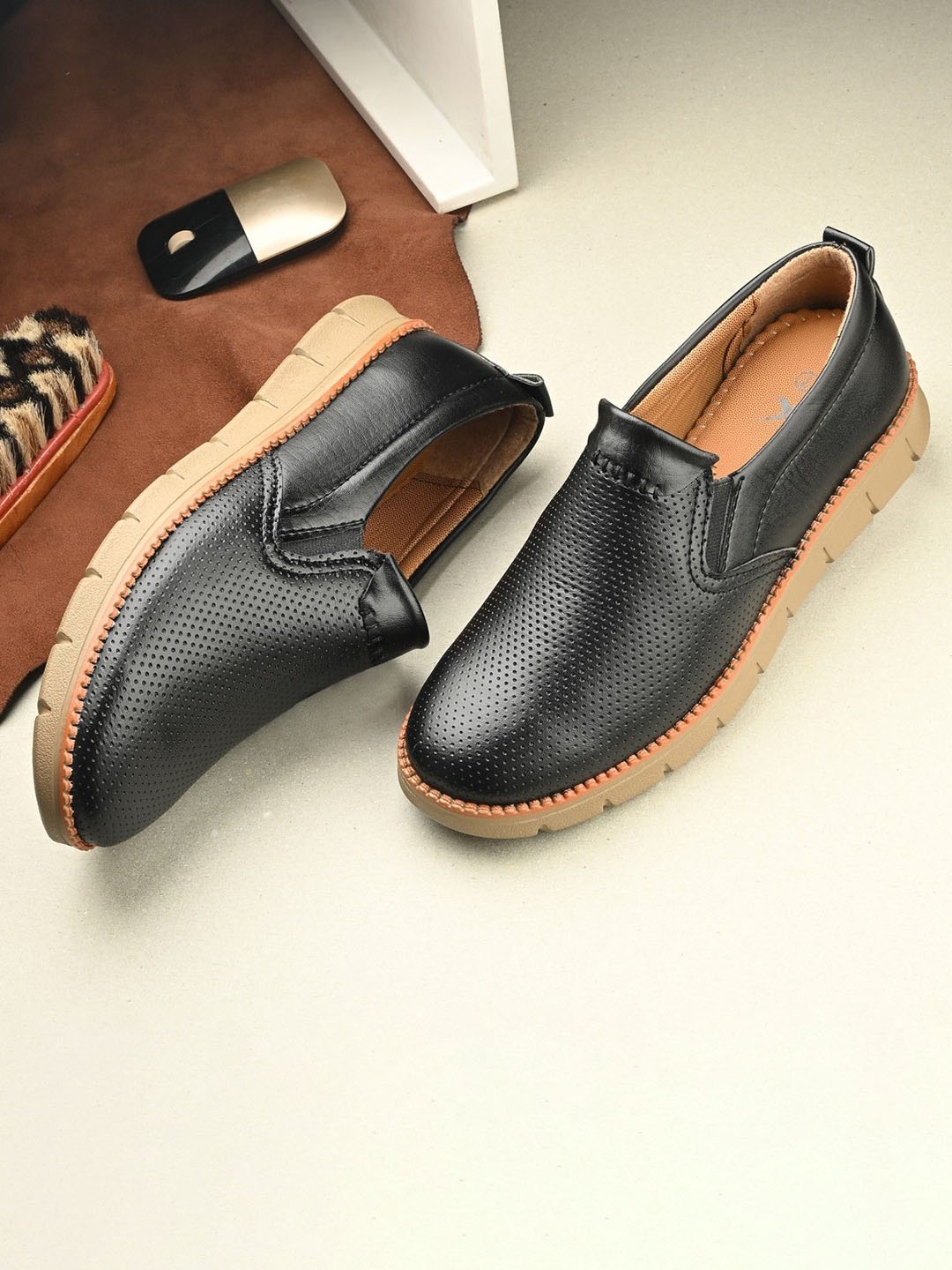 

KRAASA Men Boat Shoes, Black