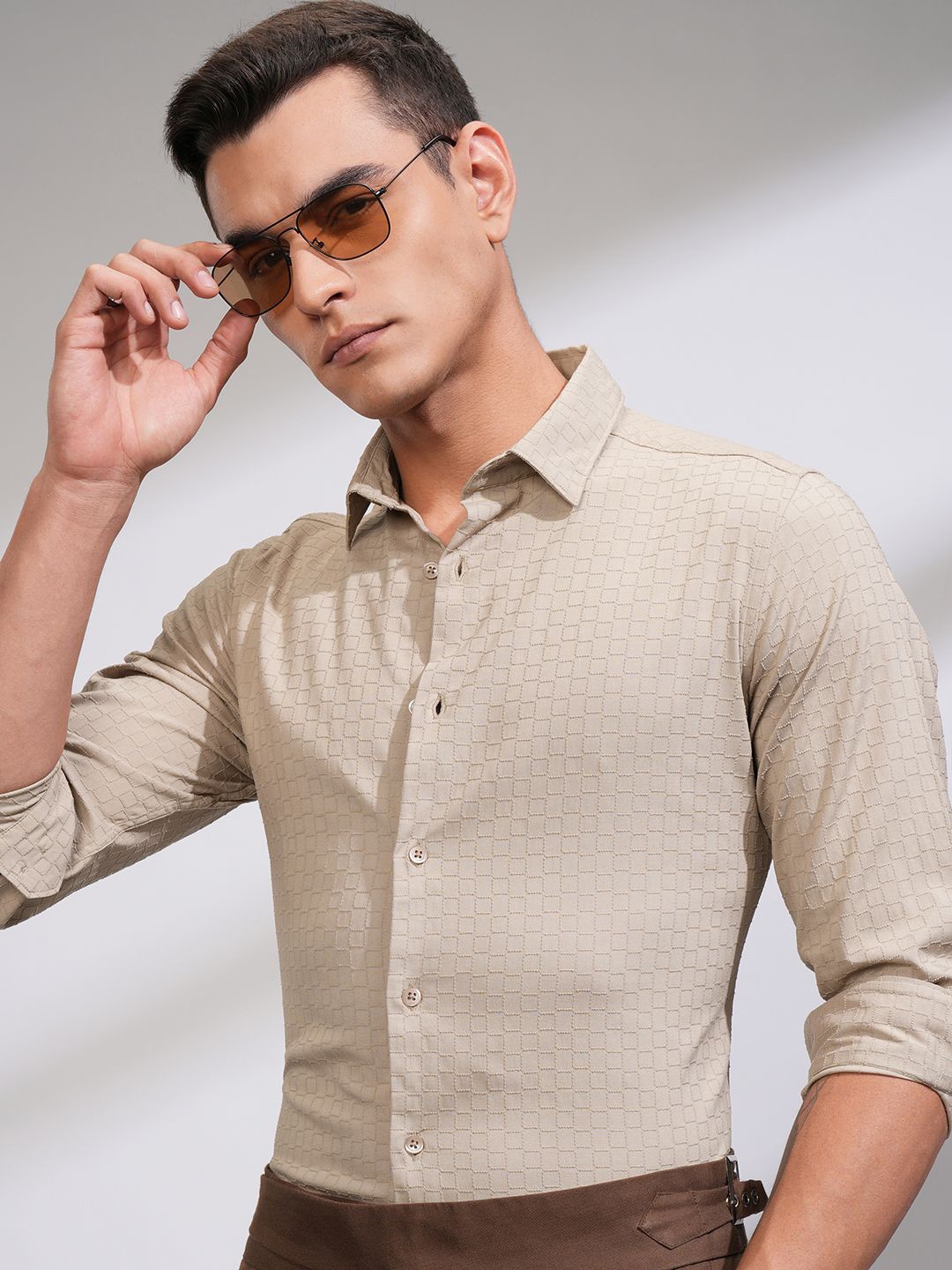 

HIGHLANDER Men Dobby Textured Occasion Shirt, Beige