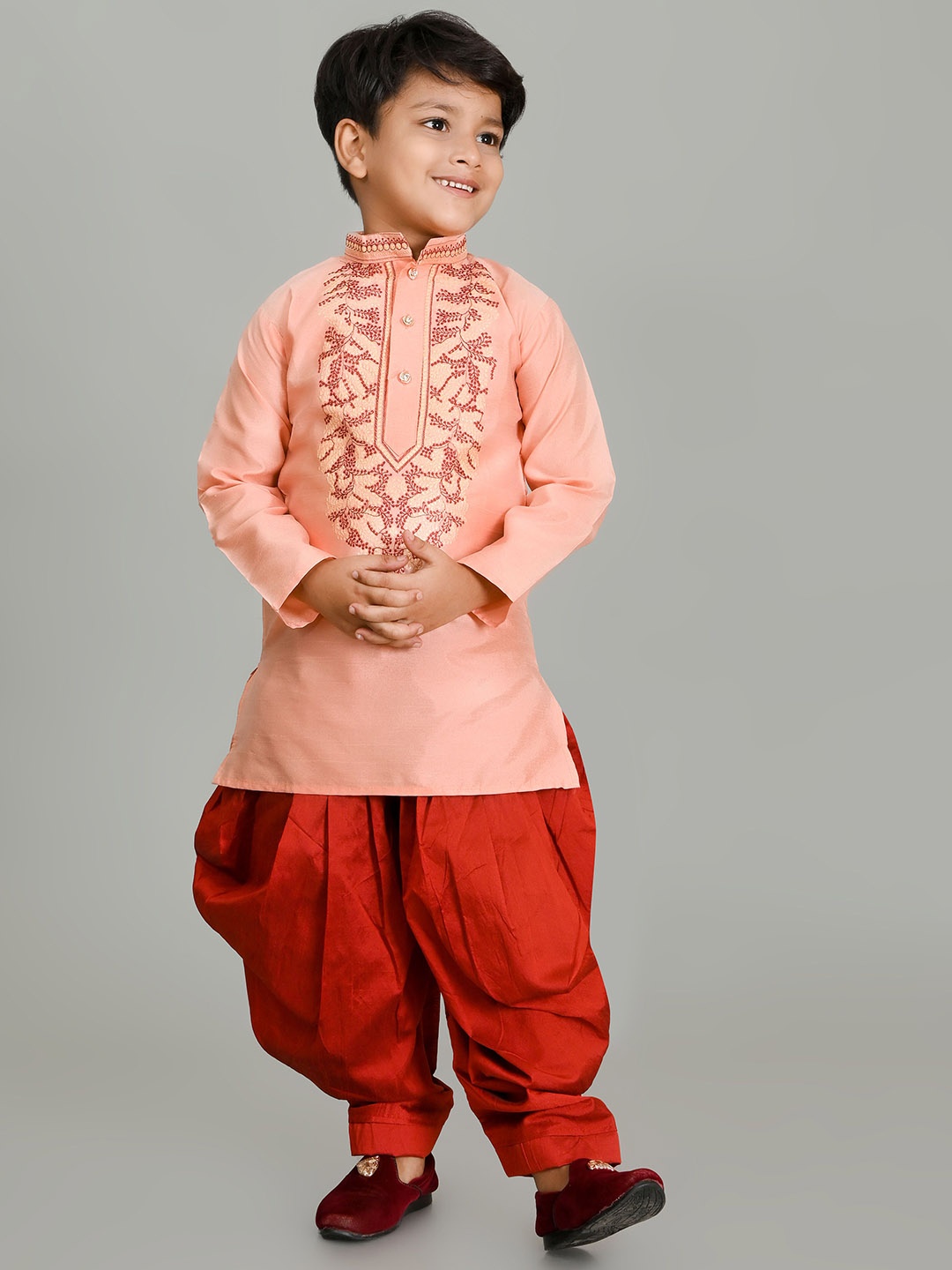 

Cae Boys Floral Yoke Design Mandarin Collar Straight Kurta with Patiala, Peach