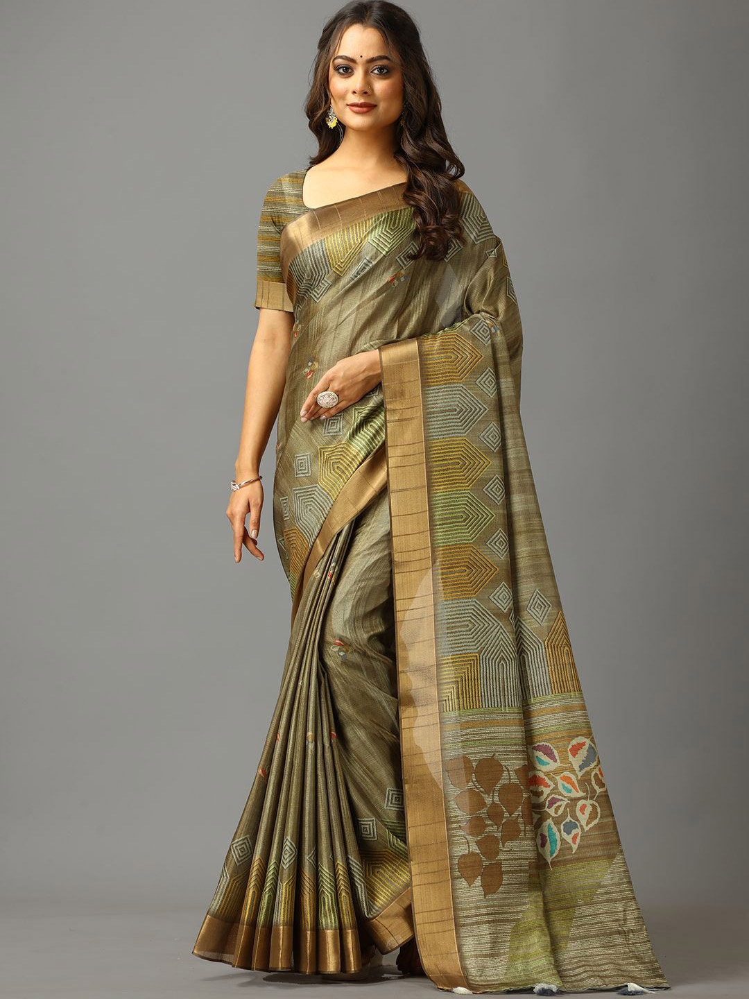 

A.V.M. SILK MILLS Geometric Printed Zari Saree, Coffee brown