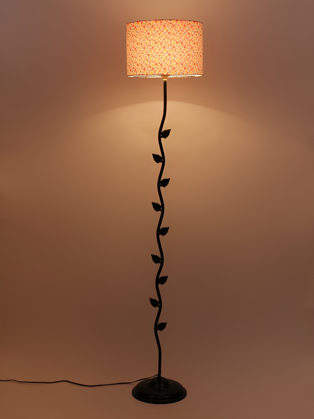 

Devansh Black & White Floral Printed Spherical Cotton Leaf Floor Lamp With Shade