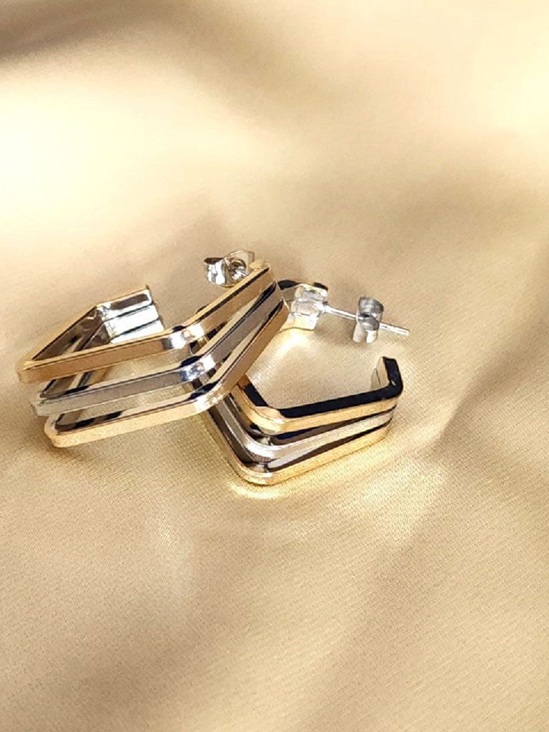 

DKane Designs Stainless Steel Gold-Plated Geometrical Shaped Hoop Earrings