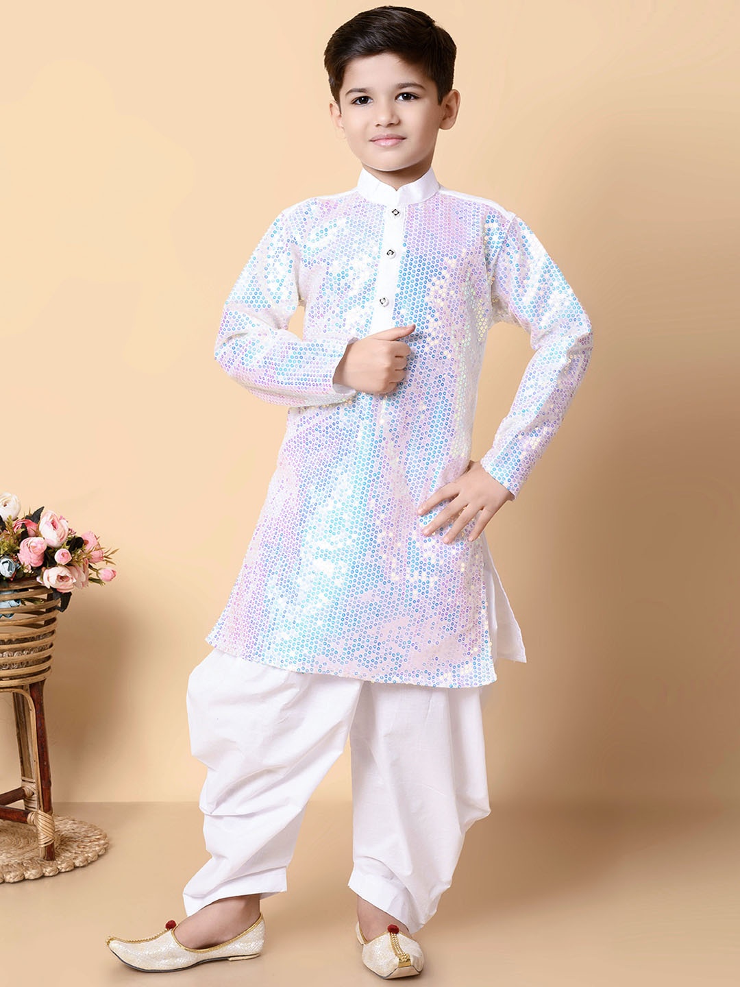 

Cae Boys Sequinned Mandarin Collar Dupion Silk Kurta With Patiala, White
