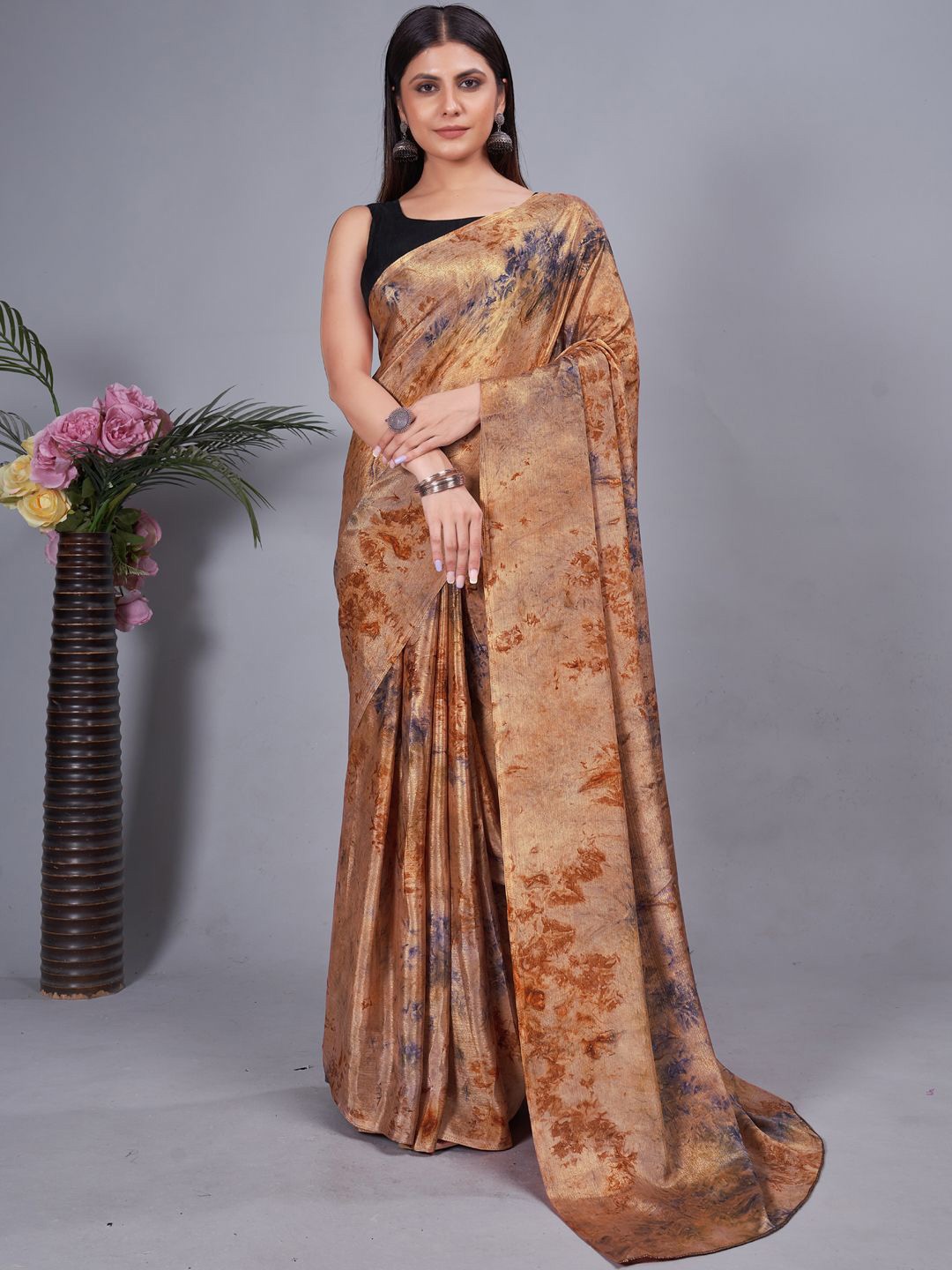 

DIVASTRI Tie and Dye Printed Ready to Wear Saree, Brown