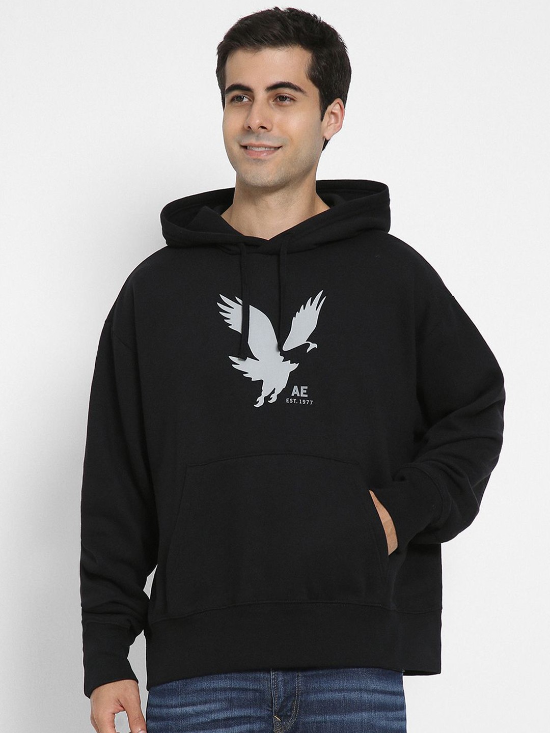 

AMERICAN EAGLE OUTFITTERS Men Printed Cotton Hooded Sweatshirt, Black