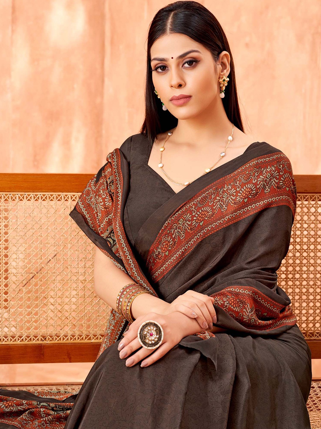 

Mitera Ethnic Motifs Printed Daily Wear Saree, Coffee brown