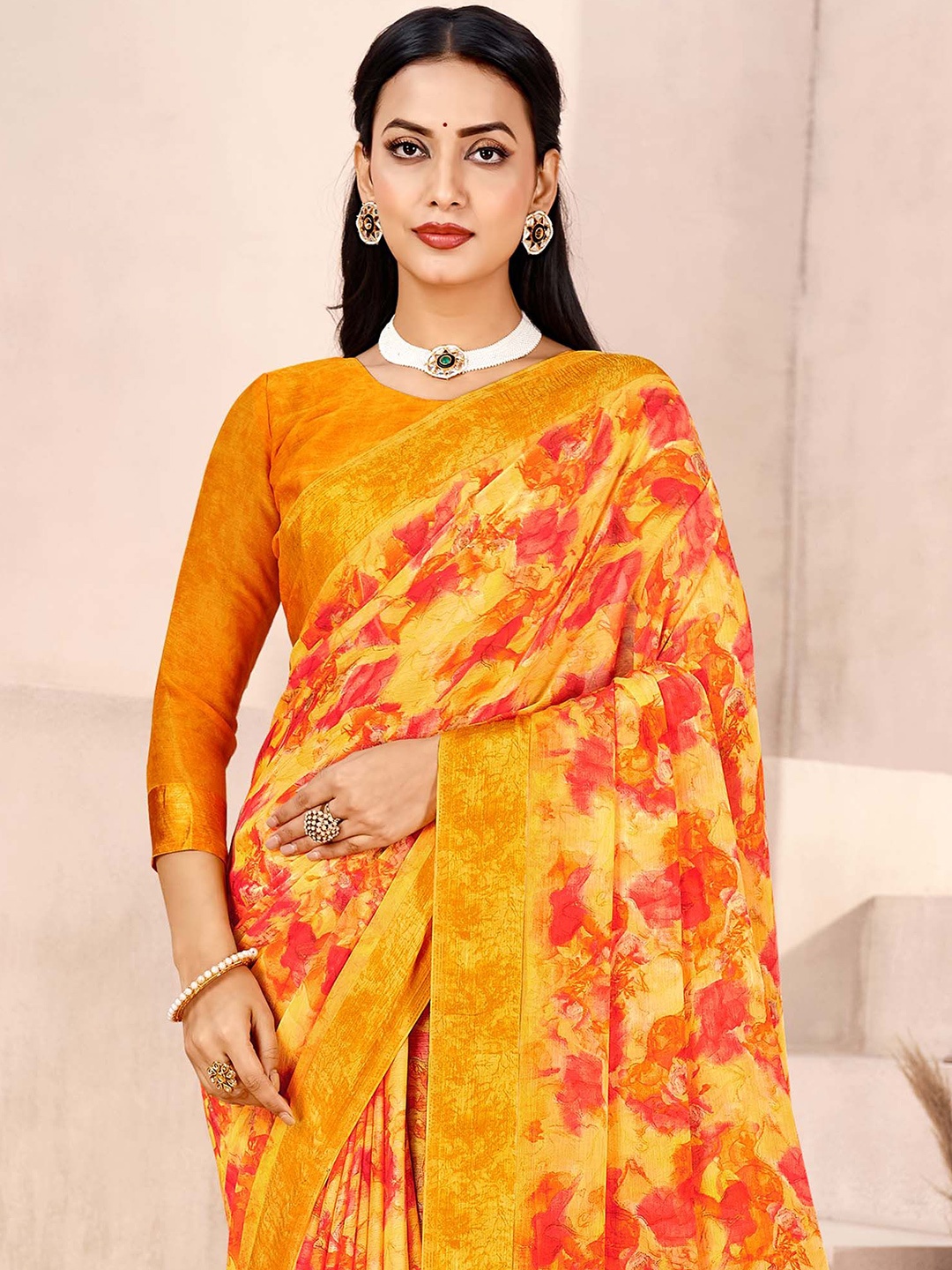

Mitera Printed Bagru Saree With Blouse, Yellow