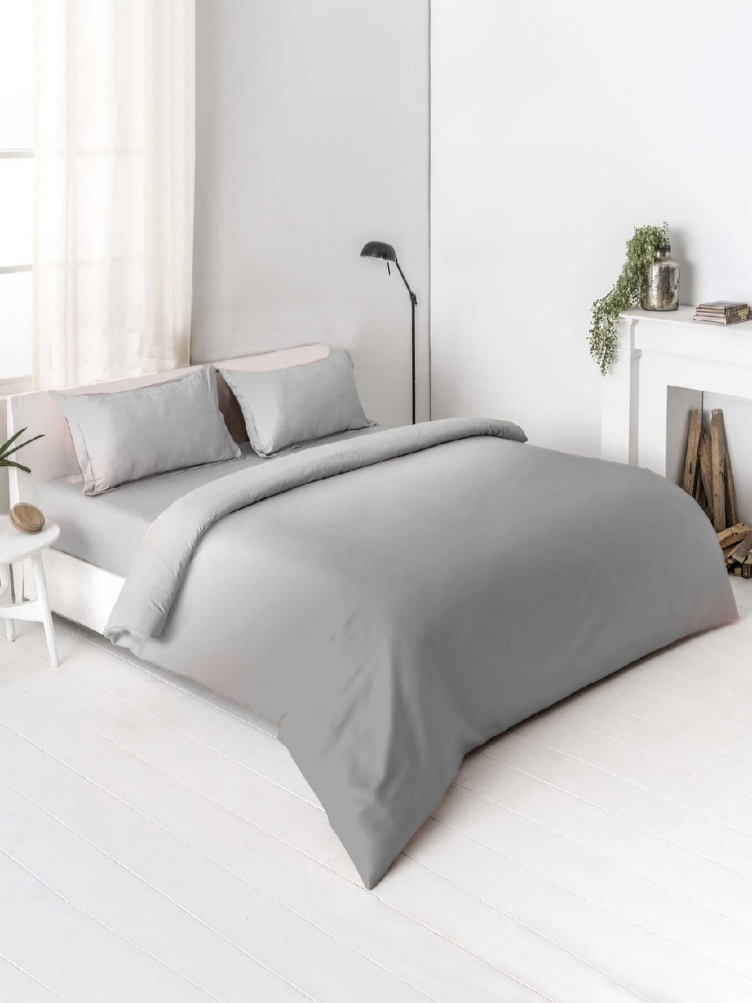 

VINTANA Silver-Toned Cotton 250 TC Ombre King Bedsheet Set 2.74 m x 2.74 m