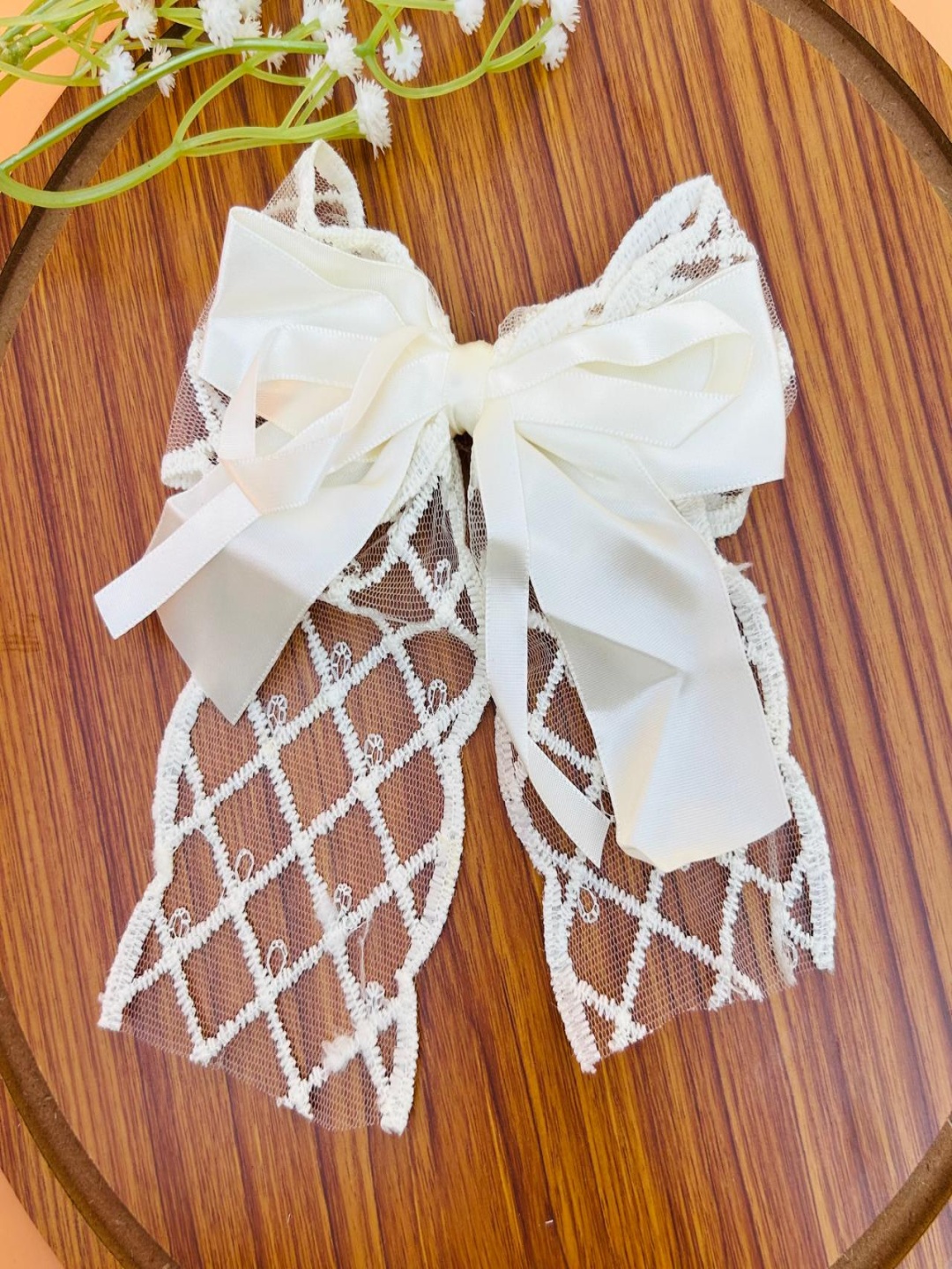 

Radhya Women Cream Lace Satin Alligator Bow Clip