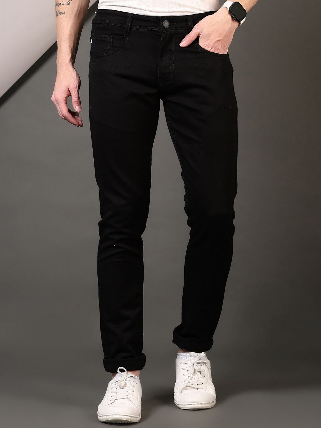 

V-Mart Men Light Fade Jeans, Black