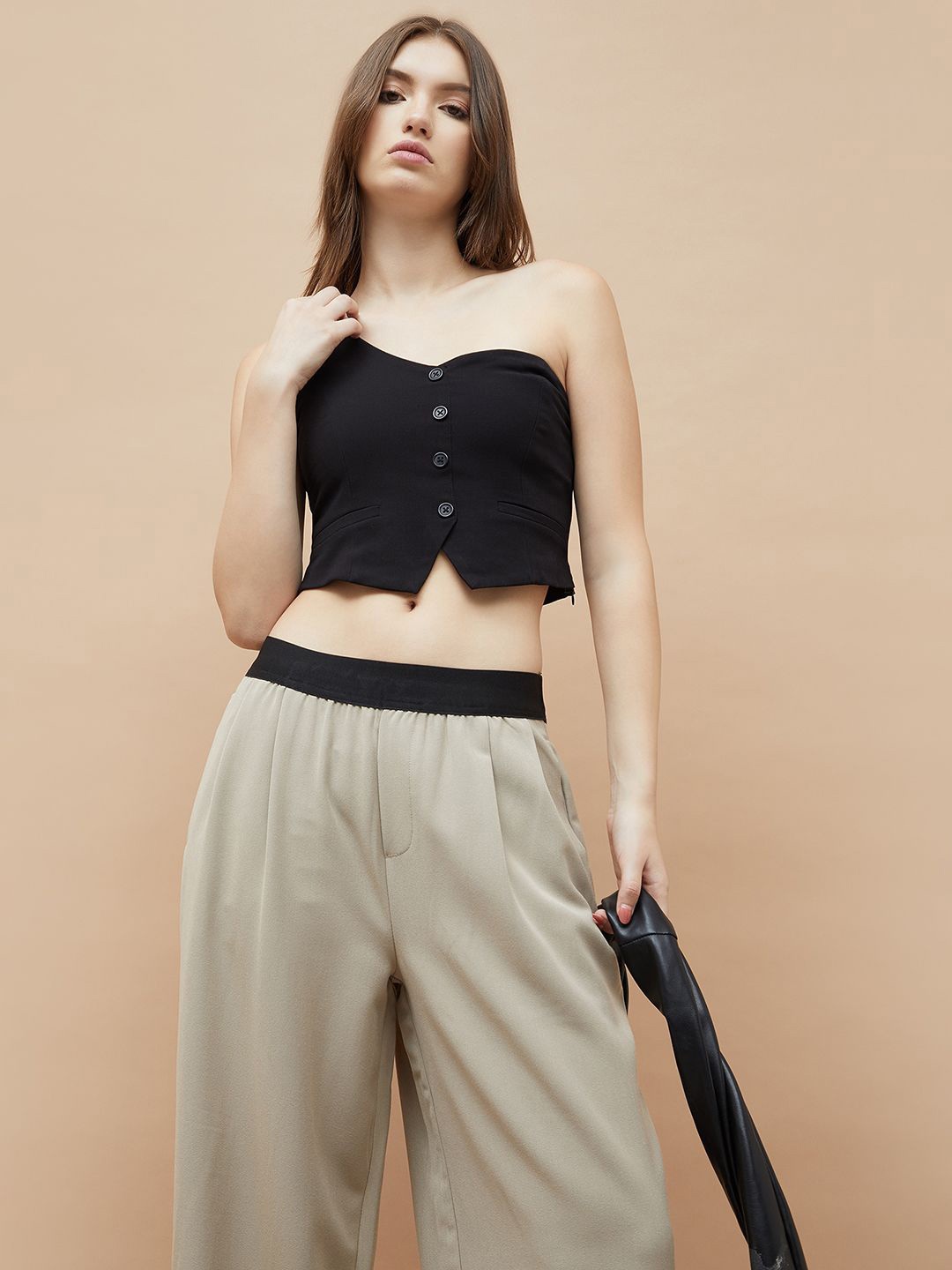 

Ginger by Lifestyle One Shoulder Top, Black