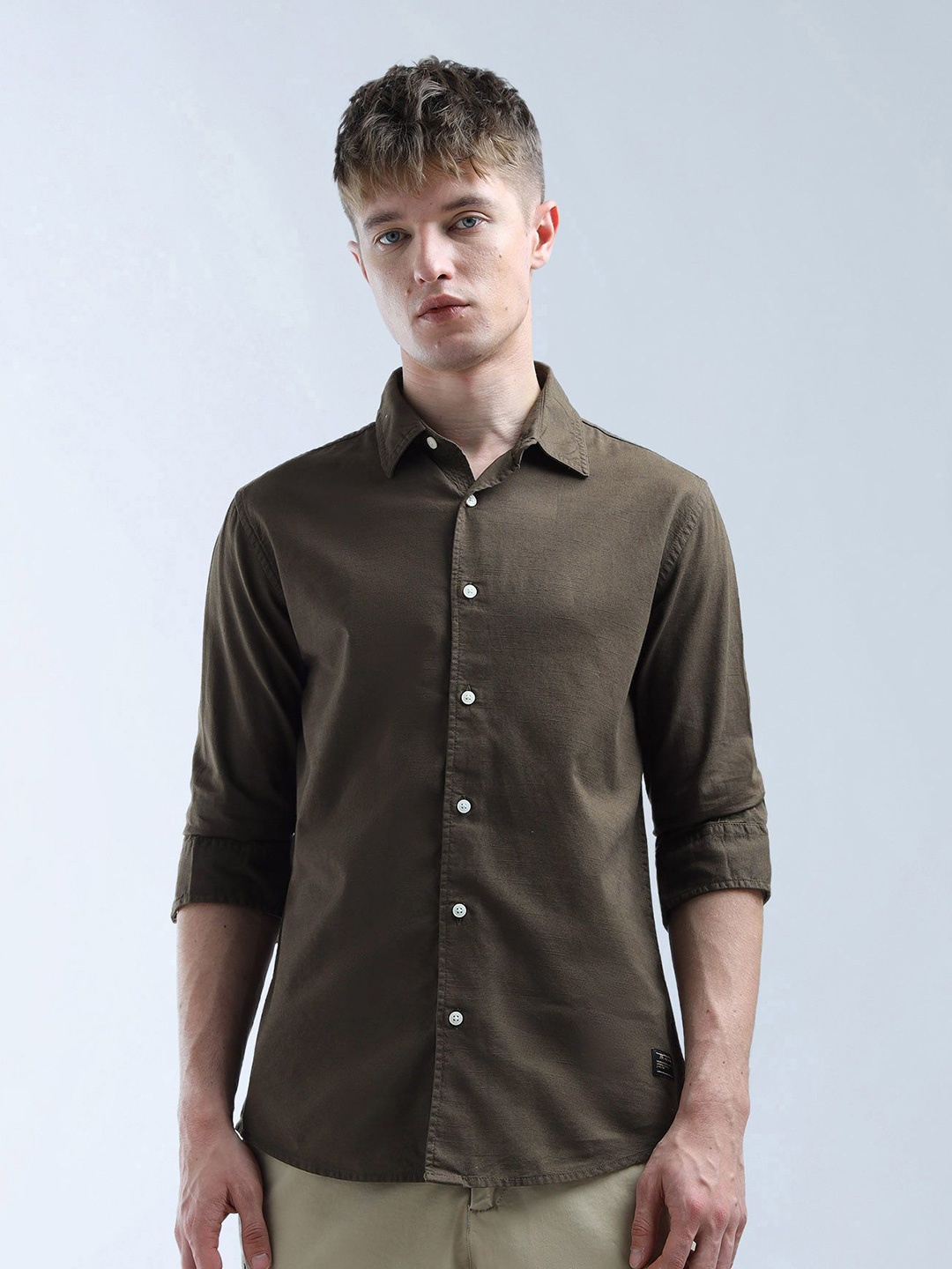 

Flying Machine Men Slim Fit Opaque Casual Shirt, Brown